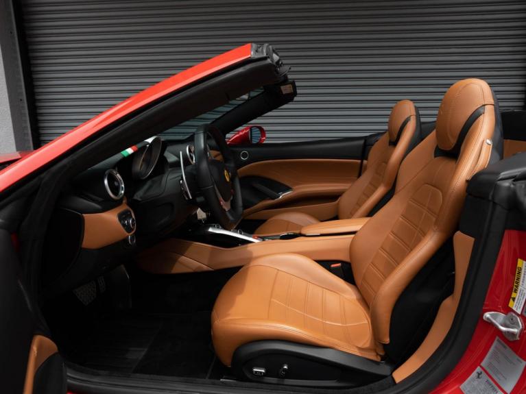 Used 2017 Ferrari California T for sale Sold at Naples Motorsports Inc - Morgan of Naples in Naples FL 34104 2