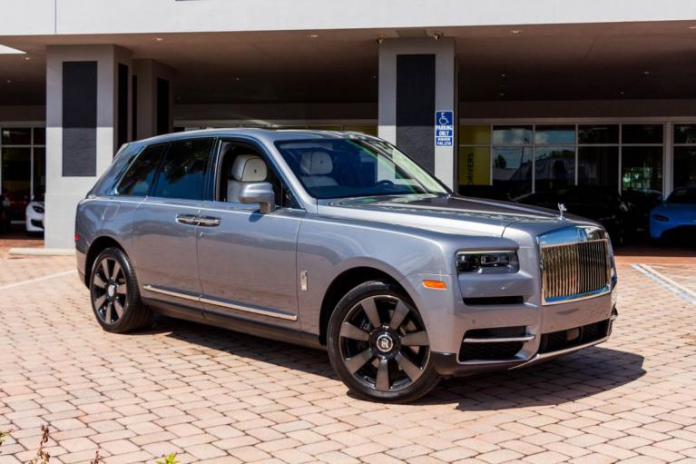Used 2019 Rolls-Royce Cullinan for sale Sold at Naples Motorsports Inc - Morgan of Naples in Naples FL 34104 3