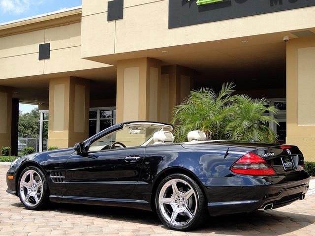 Used 2009 Mercedes-Benz SL-Class SL 550 for sale Sold at Naples Motorsports Inc - Morgan of Naples in Naples FL 34104 4