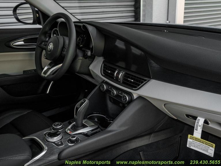 New 2021 Alfa Romeo Giulia Sprint for sale Sold at Naples Motorsports Inc - Morgan of Naples in Naples FL 34104 6