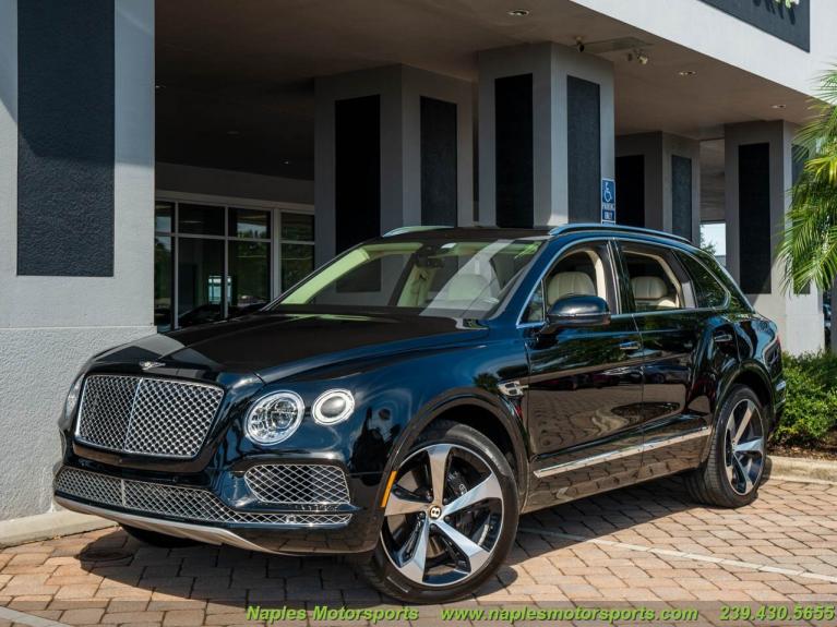 Used 2019 Bentley Bentayga V8 for sale Sold at Naples Motorsports Inc - Morgan of Naples in Naples FL 34104 5