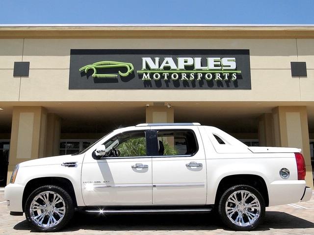 Used 2011 Cadillac Escalade for sale Sold at Naples Motorsports Inc - Morgan of Naples in Naples FL 34104 4