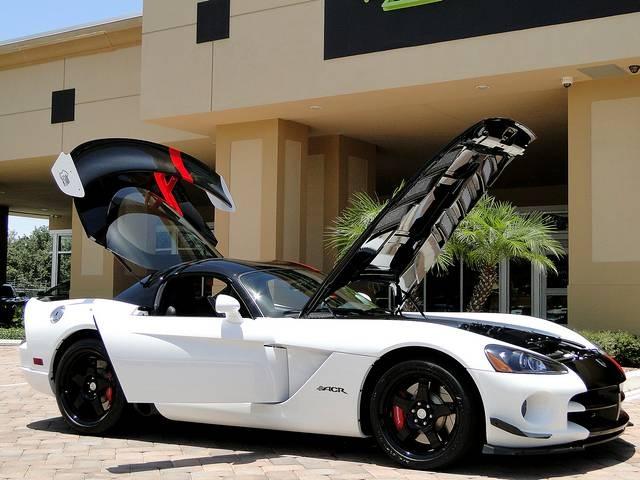 Used 2009 Dodge Viper SRT 10 for sale Sold at Naples Motorsports Inc - Morgan of Naples in Naples FL 34104 6