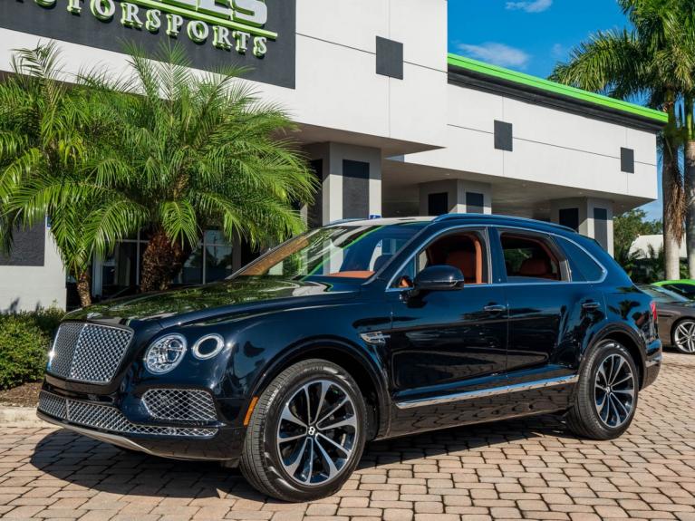 Used 2020 Bentley Bentayga V8 for sale Sold at Naples Motorsports Inc - Morgan of Naples in Naples FL 34104 3