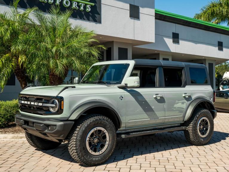 Used 2021 Ford Bronco Outer Banks for sale Sold at Naples Motorsports Inc - Morgan of Naples in Naples FL 34104 3