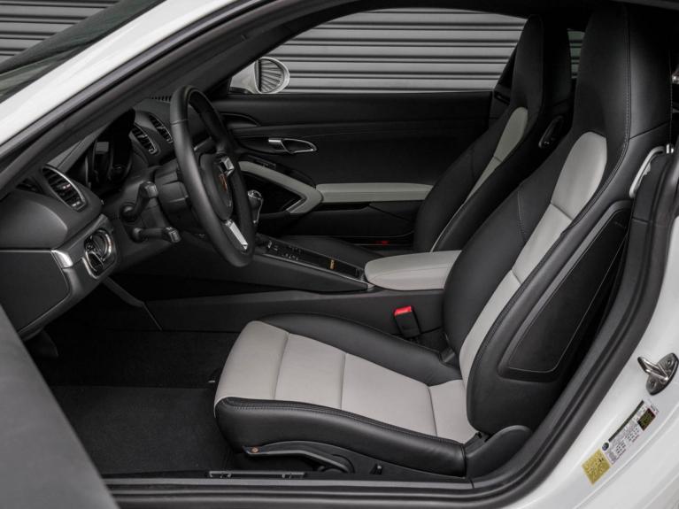 Used 2018 Porsche 718 Cayman for sale Sold at Naples Motorsports Inc - Morgan of Naples in Naples FL 34104 2