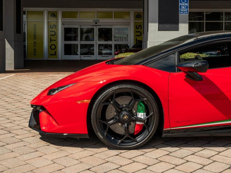 Used 2018 Lamborghini Huracan Performante for sale Sold at Naples Motorsports Inc - Morgan of Naples in Naples FL 34104 4