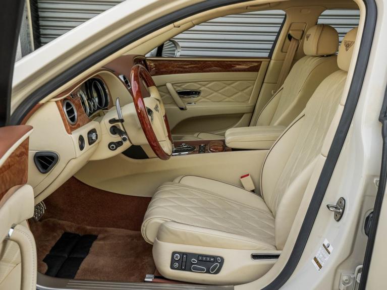 Used 2016 Bentley Flying Spur V8 for sale Sold at Naples Motorsports Inc - Morgan of Naples in Naples FL 34104 3