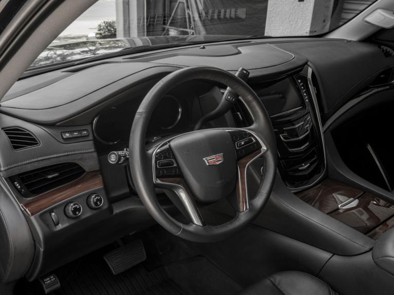 Used 2020 Cadillac Escalade ESV Luxury for sale Sold at Naples Motorsports Inc - Morgan of Naples in Naples FL 34104 6