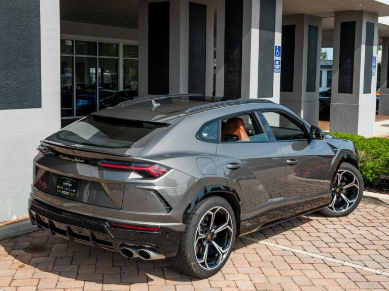 Used 2021 Lamborghini Urus for sale Sold at Naples Motorsports Inc - Morgan of Naples in Naples FL 34104 4
