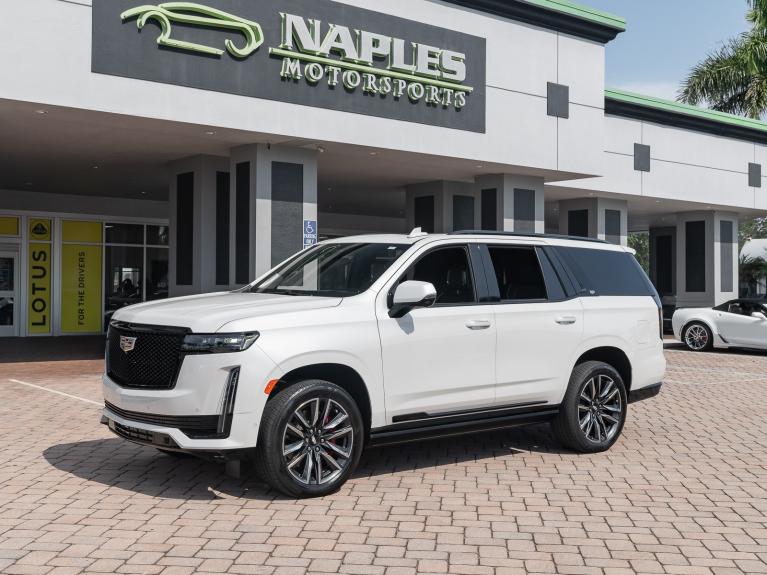 Used 2022 Cadillac Escalade 4WD Sport Platinum for sale Sold at Naples Motorsports Inc - Morgan of Naples in Naples FL 34104 3