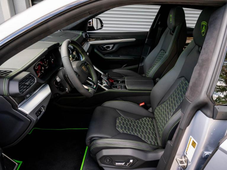 Used 2022 Lamborghini Urus for sale Sold at Naples Motorsports Inc - Morgan of Naples in Naples FL 34104 3