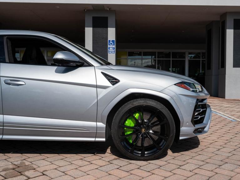 Used 2022 Lamborghini Urus for sale Sold at Naples Motorsports Inc - Morgan of Naples in Naples FL 34104 4