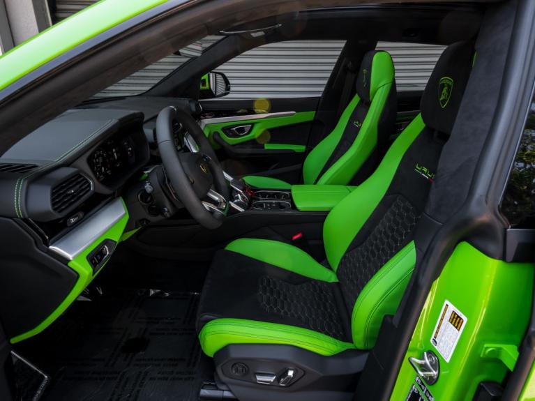 Used 2022 Lamborghini Urus for sale Sold at Naples Motorsports Inc - Morgan of Naples in Naples FL 34104 3