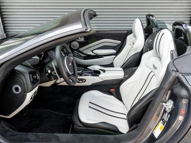 Used 2021 Aston Martin Vantage for sale Sold at Naples Motorsports Inc - Morgan of Naples in Naples FL 34104 2