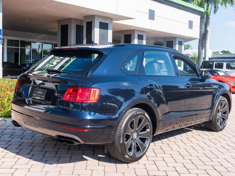 Used 2020 Bentley Bentayga Design Series for sale Sold at Naples Motorsports Inc - Morgan of Naples in Naples FL 34104 3