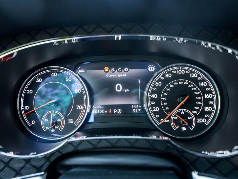 Used 2020 Bentley Bentayga Design Series for sale Sold at Naples Motorsports Inc - Morgan of Naples in Naples FL 34104 4