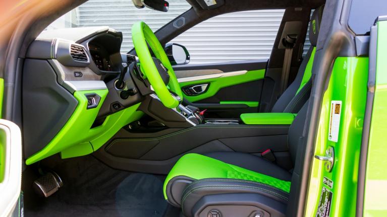 Used 2022 Lamborghini Urus for sale Sold at Naples Motorsports Inc - Morgan of Naples in Naples FL 34104 3