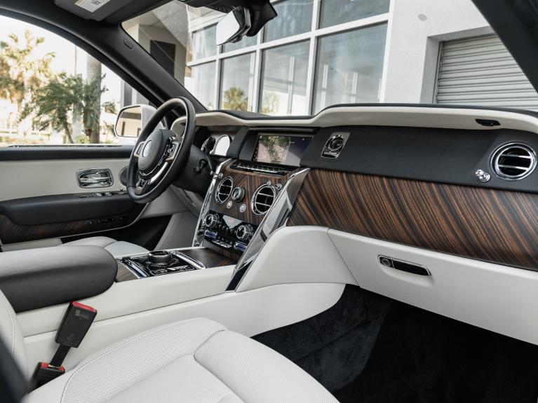 Used 2020 Rolls-Royce Cullinan for sale Sold at Naples Motorsports Inc - Morgan of Naples in Naples FL 34104 2