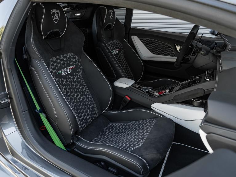 Used 2023 Lamborghini Huracan EVO EVO for sale Sold at Naples Motorsports Inc - Morgan of Naples in Naples FL 34104 5