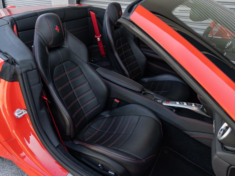 Used 2018 Ferrari California T for sale Sold at Naples Motorsports Inc - Morgan of Naples in Naples FL 34104 5
