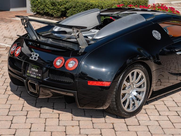 Used 2006 Bugatti Veyron for sale Sold at Naples Motorsports Inc - Morgan of Naples in Naples FL 34104 3