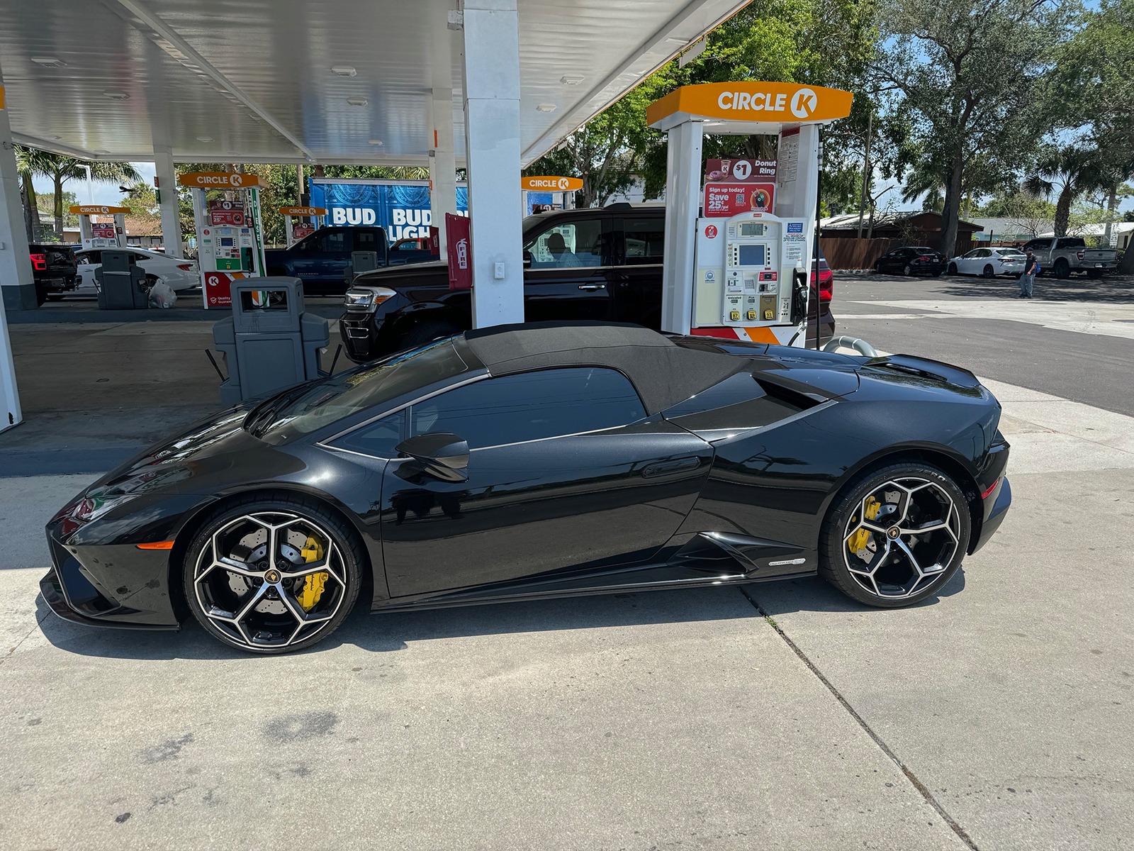 Used 2021 Lamborghini Huracan EVO Spyder for sale Sold at Naples Motorsports Inc - Morgan of Naples in Naples FL 34104 1