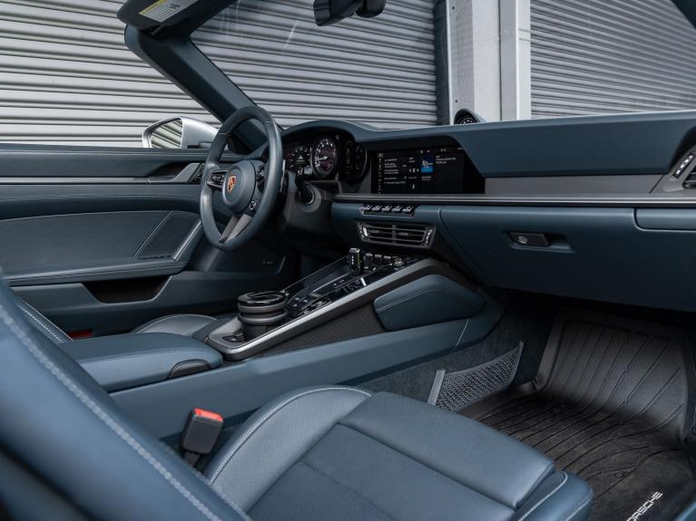 Used 2020 Porsche 911 Carrera 4S for sale Sold at Naples Motorsports Inc - Morgan of Naples in Naples FL 34104 3