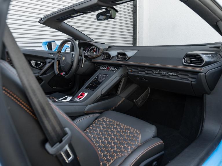 Used 2022 Lamborghini Huracan EVO Spyder RWD Spyder RWD for sale Sold at Naples Motorsports Inc - Morgan of Naples in Naples FL 34104 3