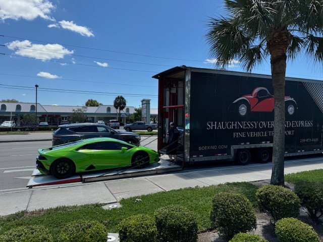 Used 2022 Lamborghini Huracan EVO EVO for sale Sold at Naples Motorsports Inc - Morgan of Naples in Naples FL 34104 1