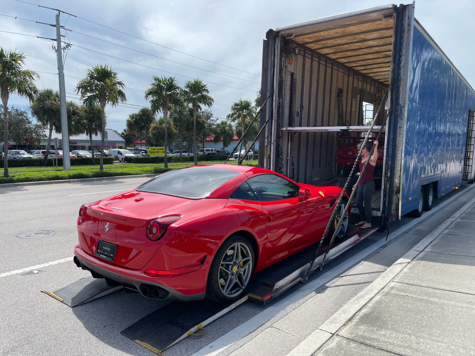 Used 2017 Ferrari California T for sale Sold at Naples Motorsports Inc - Morgan of Naples in Naples FL 34104 1