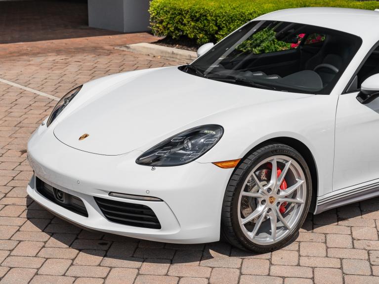 Used 2022 Porsche 718 Cayman S for sale Sold at Naples Motorsports Inc - Morgan of Naples in Naples FL 34104 5