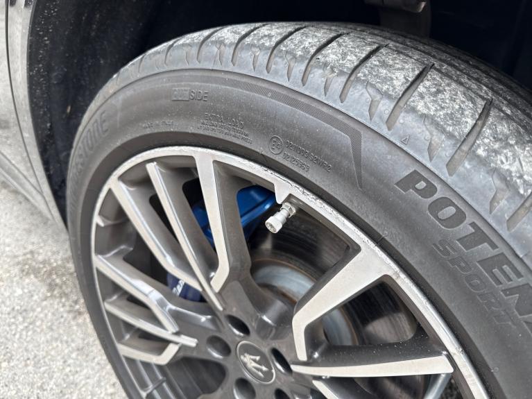 Used 2023 Maserati Grecale Modena for sale Sold at Naples Motorsports Inc - Morgan of Naples in Naples FL 34104 3