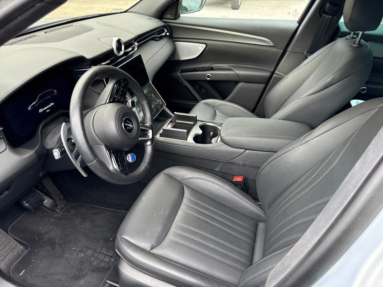 Used 2024 Maserati Grecale GT for sale Sold at Naples Motorsports Inc - Morgan of Naples in Naples FL 34104 3