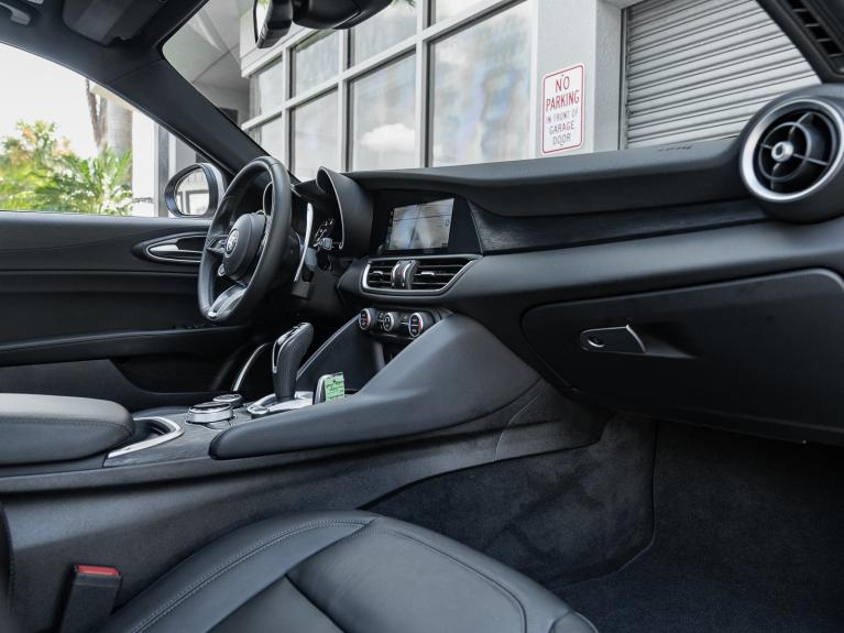 Used 2023 Alfa Romeo Giulia RWD for sale Sold at Naples Motorsports Inc - Morgan of Naples in Naples FL 34104 2