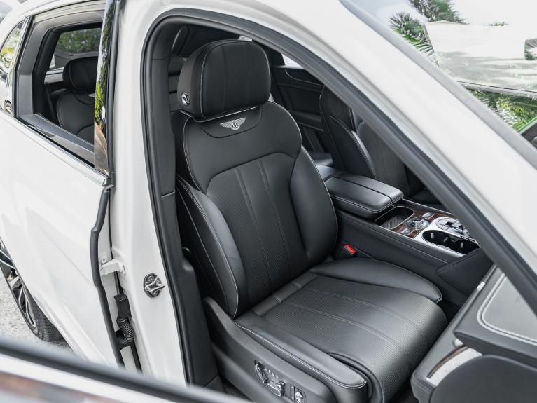 Used 2018 Bentley Bentayga Onyx Edition for sale Sold at Naples Motorsports Inc - Morgan of Naples in Naples FL 34104 5