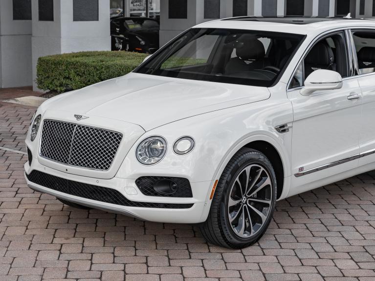 Used 2018 Bentley Bentayga Onyx Edition for sale Sold at Naples Motorsports Inc - Morgan of Naples in Naples FL 34104 6