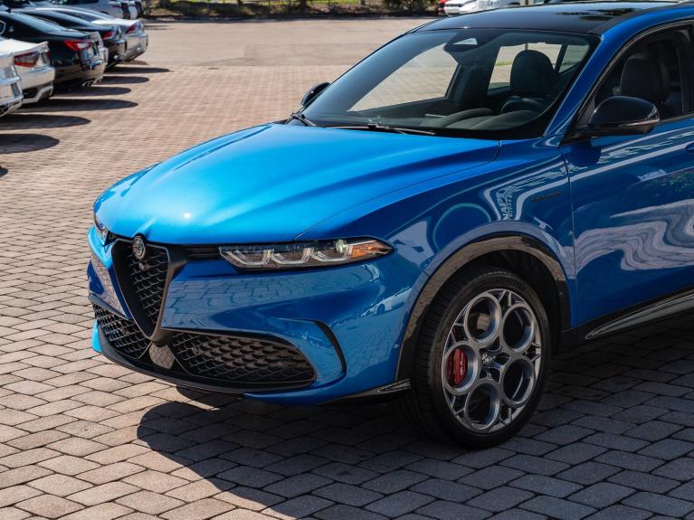 Used 2024 Alfa Romeo Tonale Veloce for sale Sold at Naples Motorsports Inc - Morgan of Naples in Naples FL 34104 5