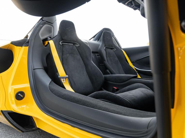 Used 2025 McLaren Artura TechLux for sale $261,519 at Naples Motorsports Inc - Morgan of Naples in Naples FL 34104 4