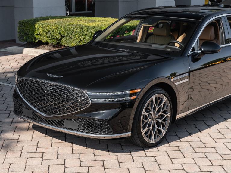Used 2023 Genesis G90 e-SC for sale Sold at Naples Motorsports Inc - Morgan of Naples in Naples FL 34104 6