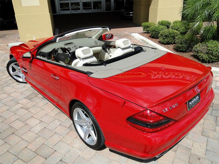 Used 2009 Mercedes-Benz SL-Class SL 550 for sale Sold at Naples Motorsports Inc - Morgan of Naples in Naples FL 34104 4