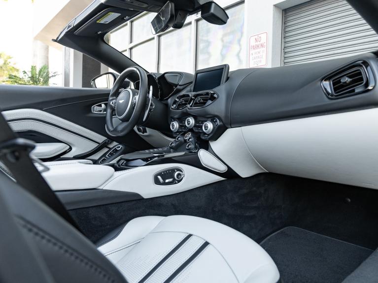 Used 2021 Aston Martin Vantage Roadster for sale Sold at Naples Motorsports Inc - Morgan of Naples in Naples FL 34104 2