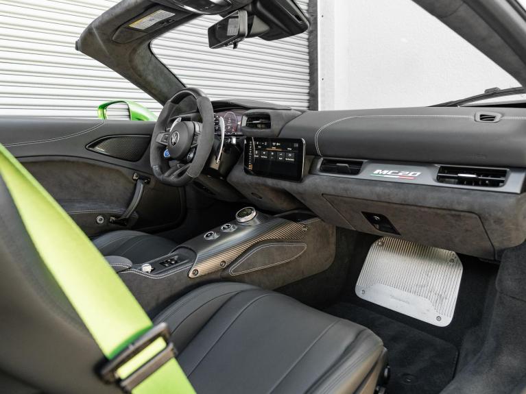 Used 2023 Maserati MC20 Cielo for sale Sold at Naples Motorsports Inc - Morgan of Naples in Naples FL 34104 2
