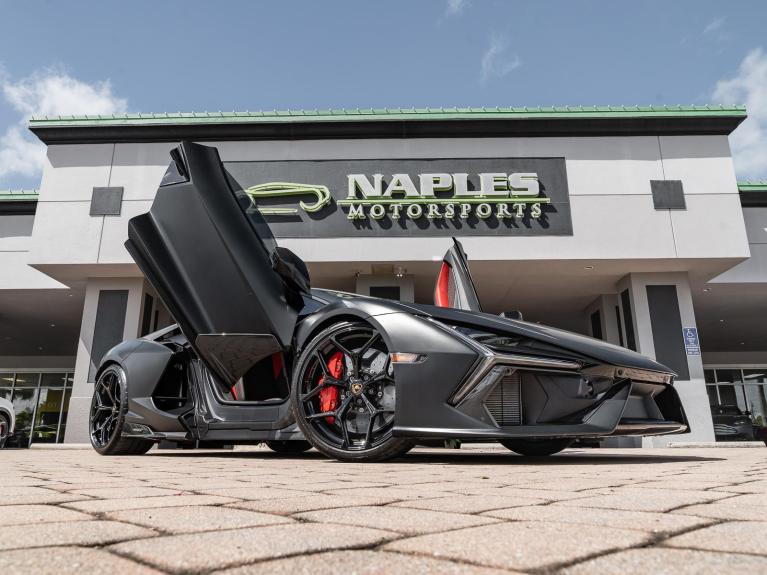 Used 2024 Lamborghini Revuelto Coupe for sale Sold at Naples Motorsports Inc - Morgan of Naples in Naples FL 34104 5