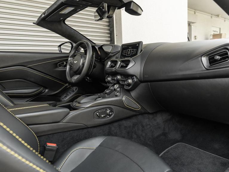 Used 2021 Aston Martin Vantage Roadster for sale Sold at Naples Motorsports Inc - Morgan of Naples in Naples FL 34104 2