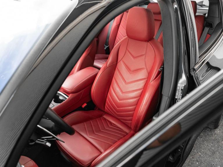 Used 2023 Maserati Grecale Trofeo for sale $64,341 at Naples Motorsports Inc - Morgan of Naples in Naples FL 34104 4