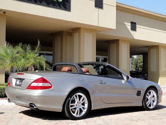 Used 2007 Mercedes-Benz SL-Class SL 550 for sale Sold at Naples Motorsports Inc - Morgan of Naples in Naples FL 34104 4