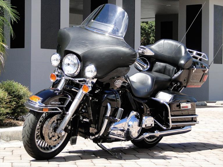 Used 2009 Harley-Davidson Custom for sale Sold at Naples Motorsports Inc - Morgan of Naples in Naples FL 34104 4
