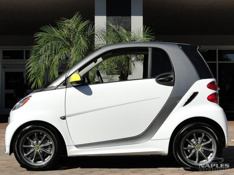 Used 2014 Smart Fortwo for sale Sold at Naples Motorsports Inc - Morgan of Naples in Naples FL 34104 4