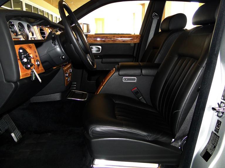 Used 2004 Rolls-Royce Phantom for sale Sold at Naples Motorsports Inc - Morgan of Naples in Naples FL 34104 2